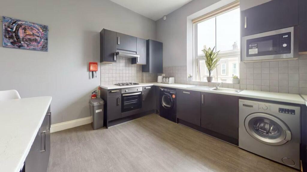 WhatsApp Image 2025-03-18 at 14.10.59 (1).jpeg