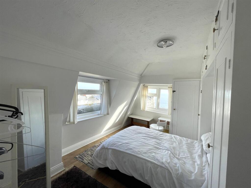 master bedroom.jpg