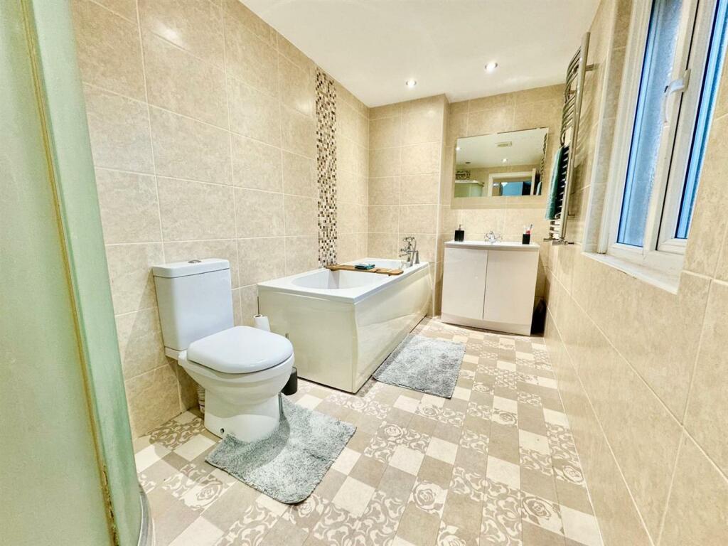 PHOTO-2024-12-05-21-23-29 (10).jpg