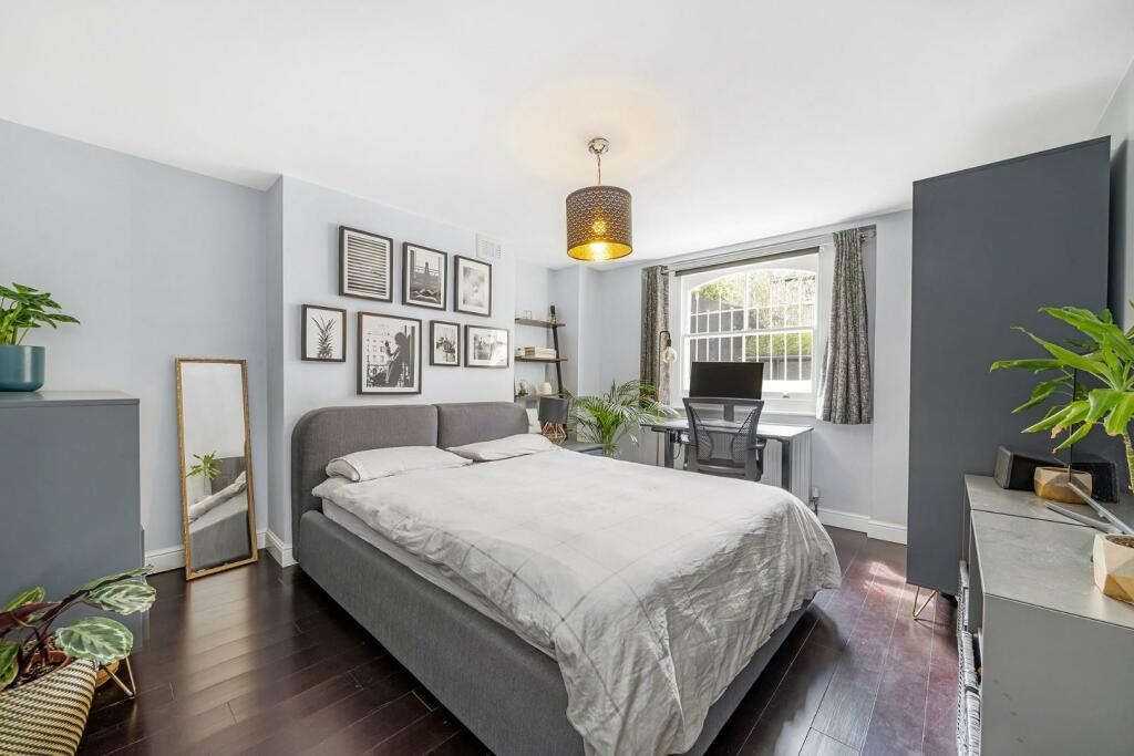 Bedroom 2.JPG