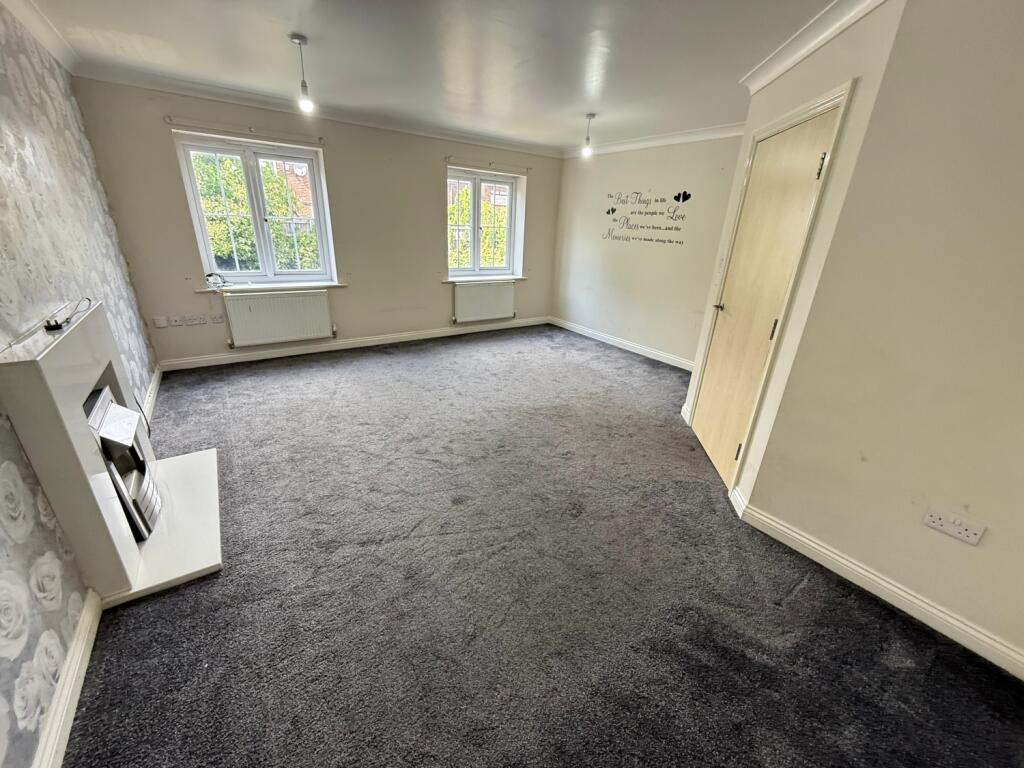 12 Newton Grange Lounge 2