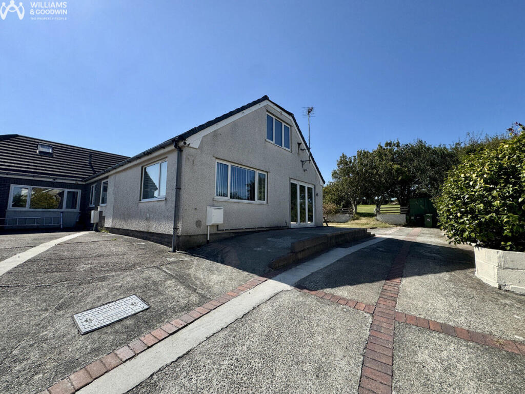 Parc Felin Dwr, Holyhead, Anglesey, LL65