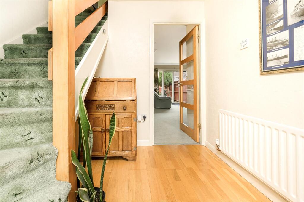 2 Cormorant Close 8 (1).jpeg