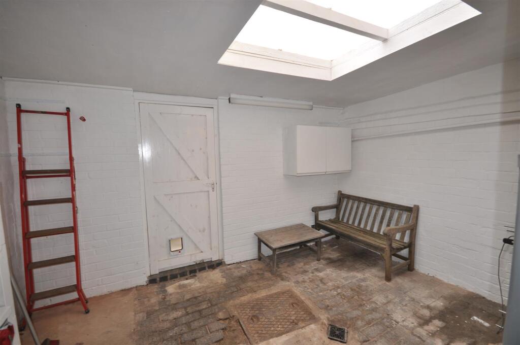 36 belmont st 003.jpg