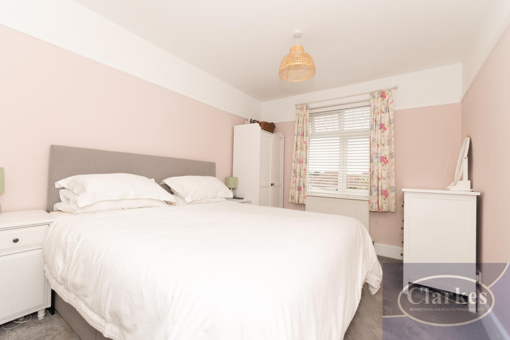 FC_059_8 BROUGHTON AVE_018