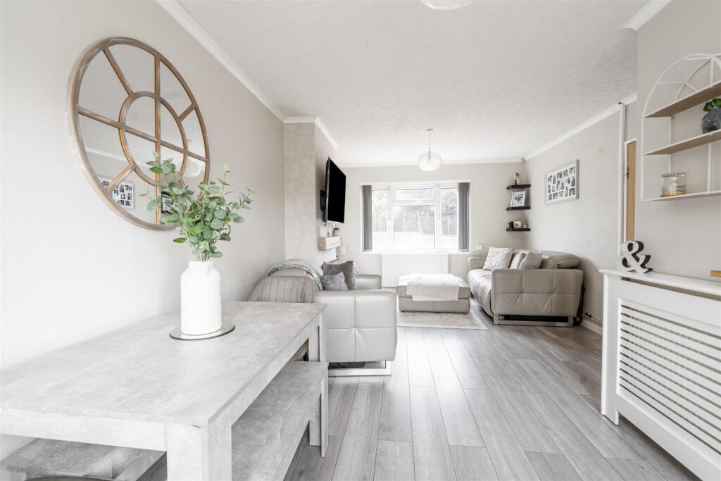 52 Cockshutt Hill_2.jpg