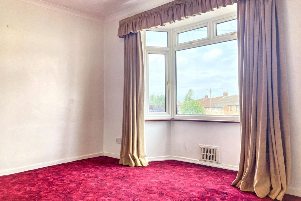 124 Frinstead Road, Erith, Kent, DA8 3LB