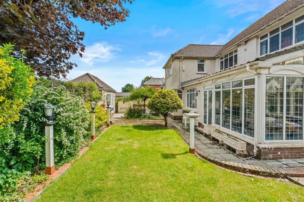 Rhiwbina Hill, Hern Crabtree (8).jpg