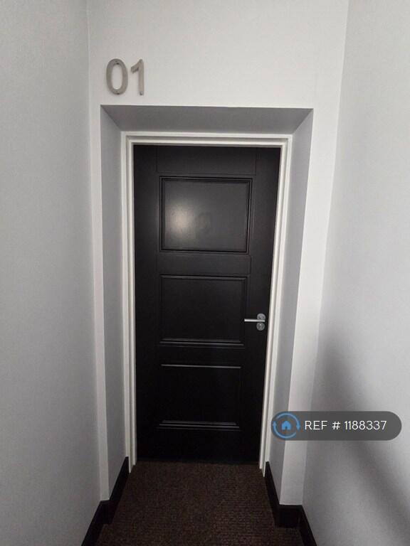 Flat 1 Entrance