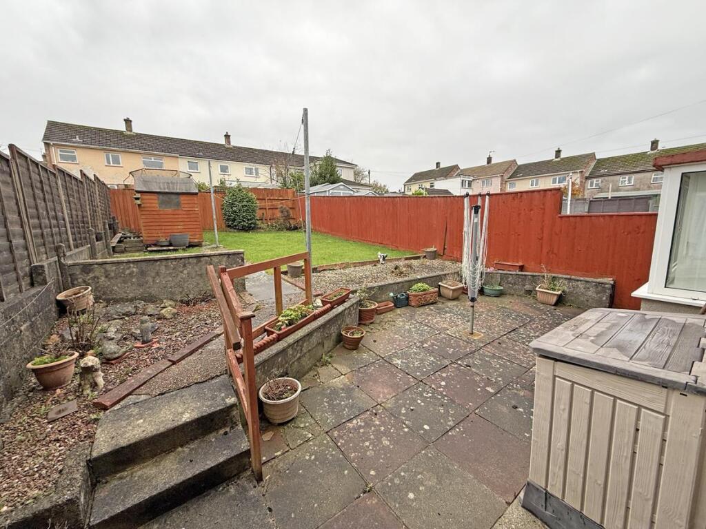 Clittaford Road 122 - Garden.jpg