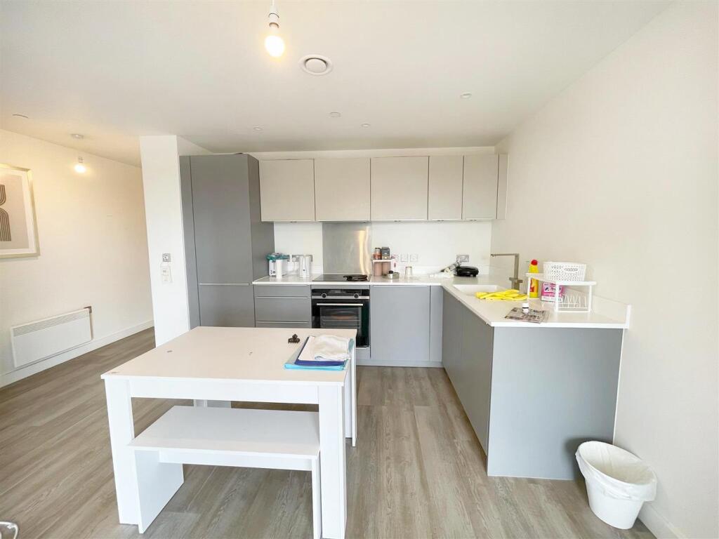 -2ZXreifd0e-TGt_Nv4bvA (1).jpg