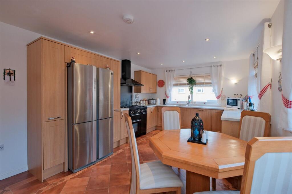 Kitchen / Diner