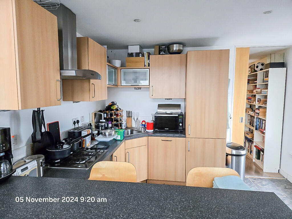 101 Maxwell St - ...