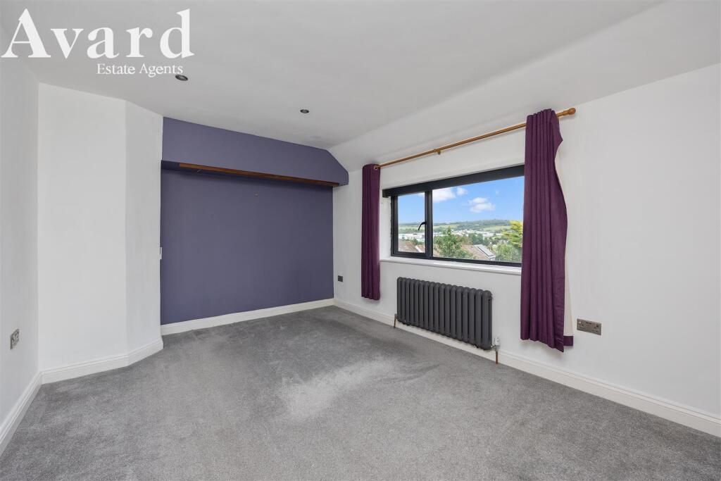 Warnham Rise_9-005.jpg