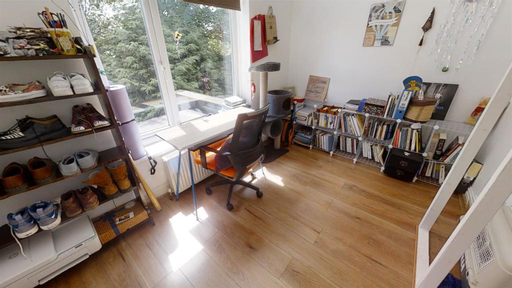 HomeDaze-presents-Philips-Park-Road-East-M45-3-bed