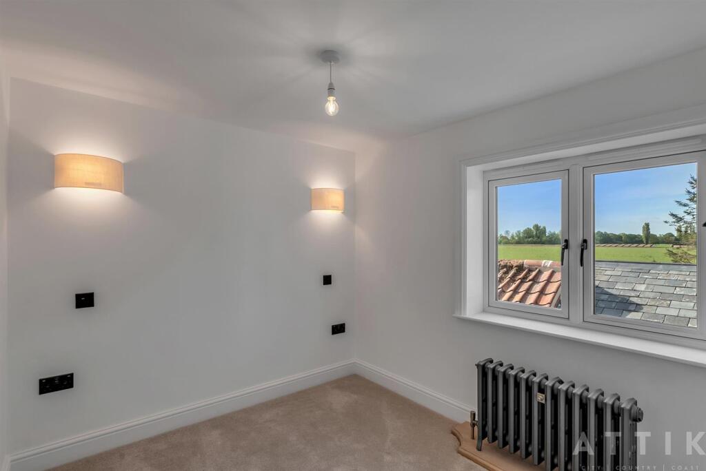 The Beeches, Watton Road, Shropham, NR17 1DY (15).