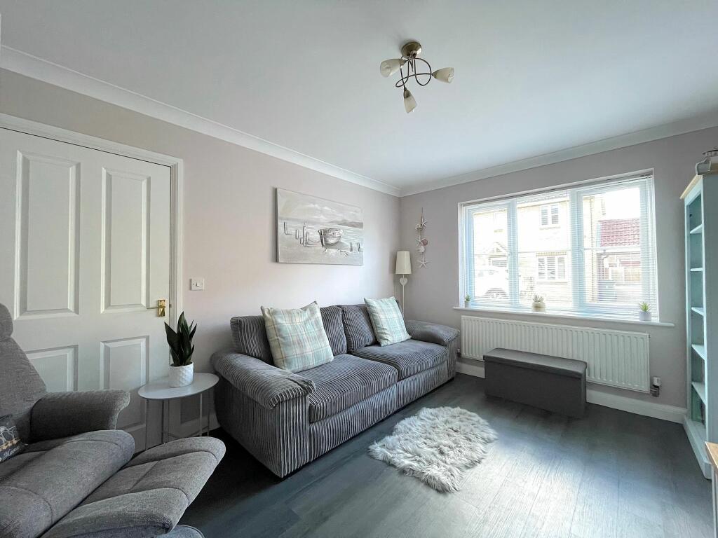 Living Room (3)