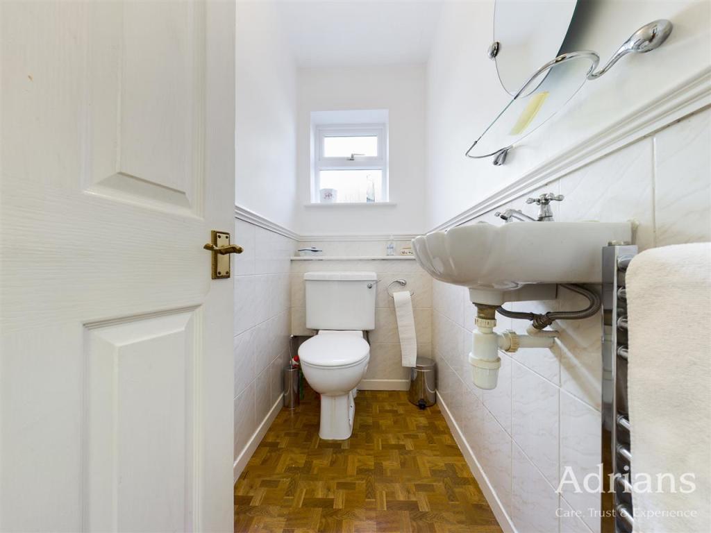 CLOAKROOM