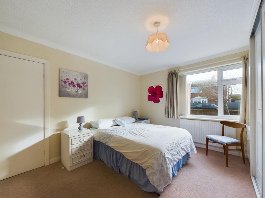 CAM02386G0-PR0095-STILL008