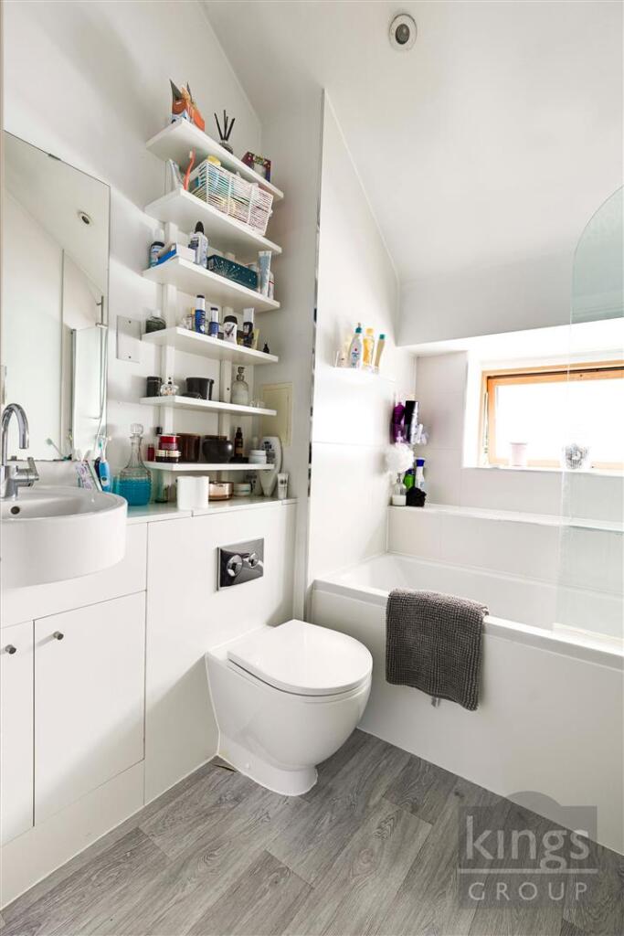 En-suite .jpg