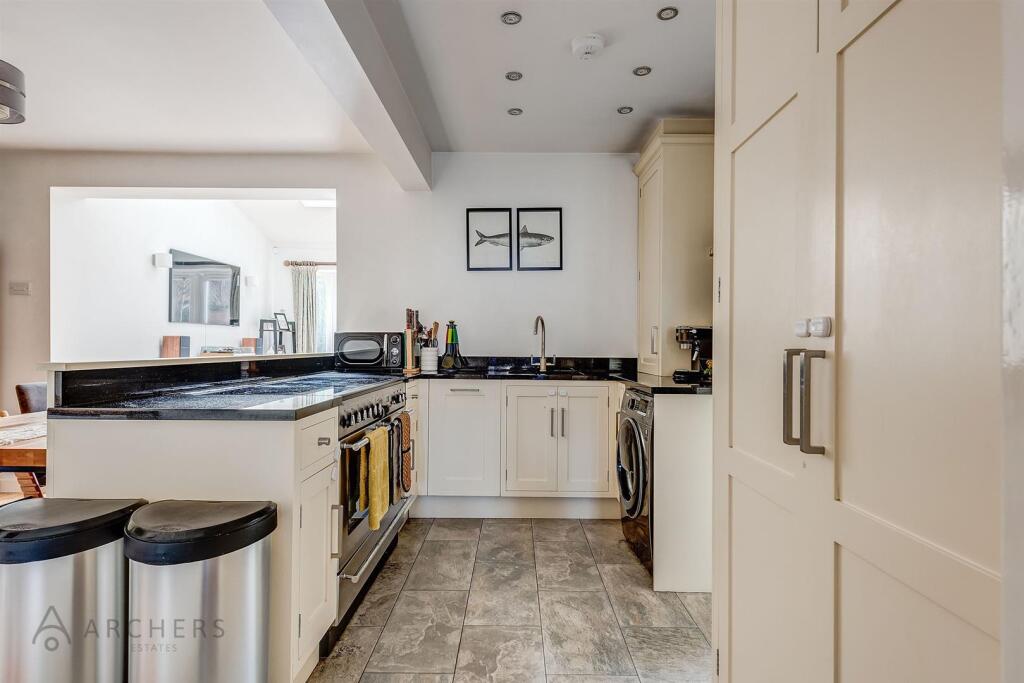 30HollinsLane(Interior)(6of26).jpg
