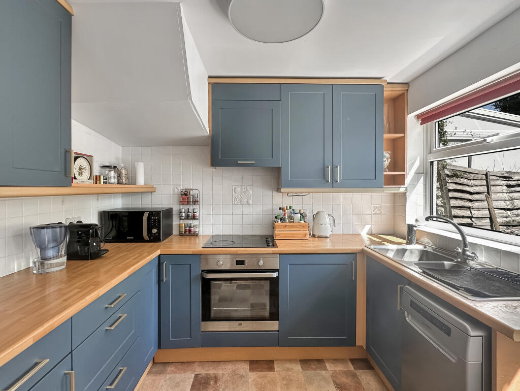 35a904a2a4b9a0c8aa11644a4d080f9c20e9fe87