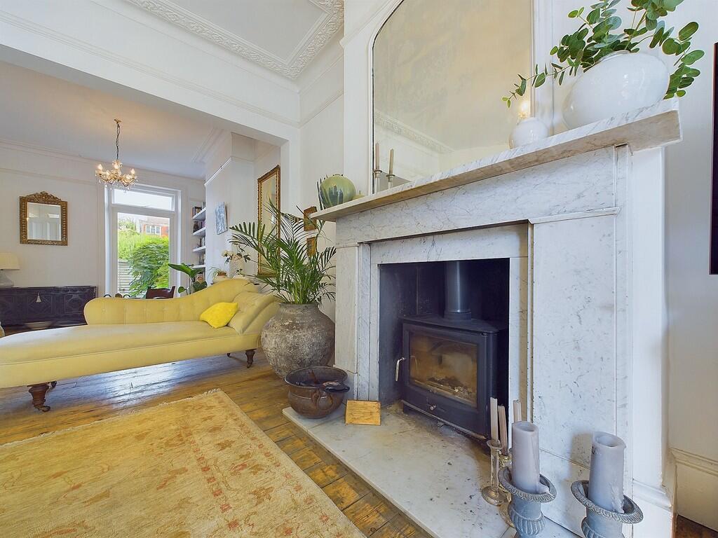 CAM03519G0-PR0146...