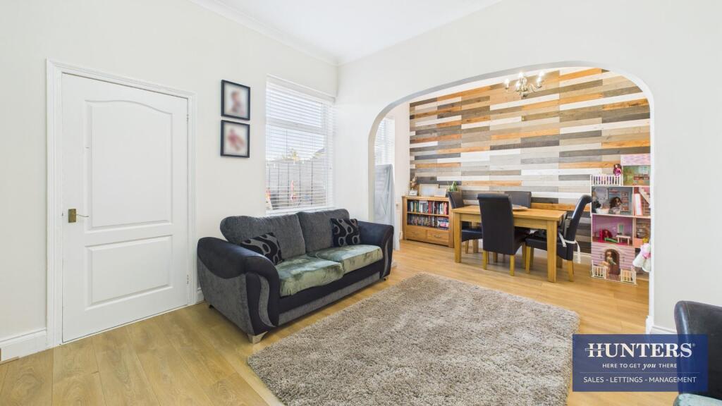 Living Room/Dining Room