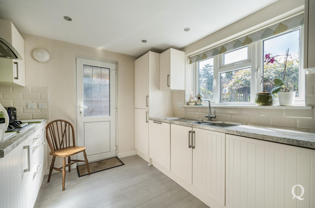 85ce050c-d203-447...