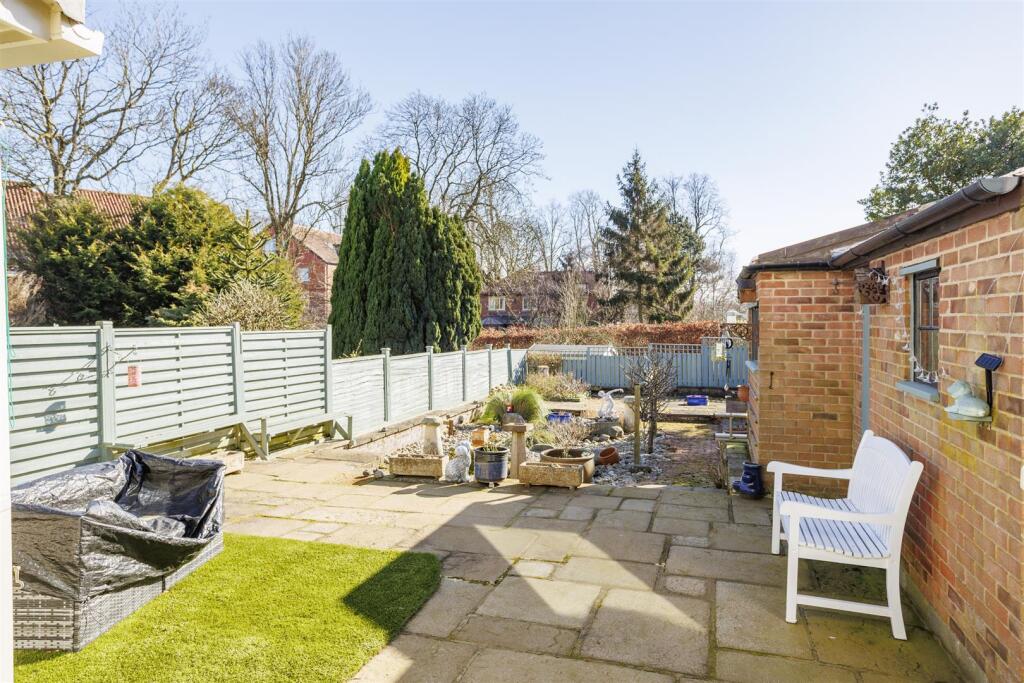 49_Greencliffe_Drive__6.jpg