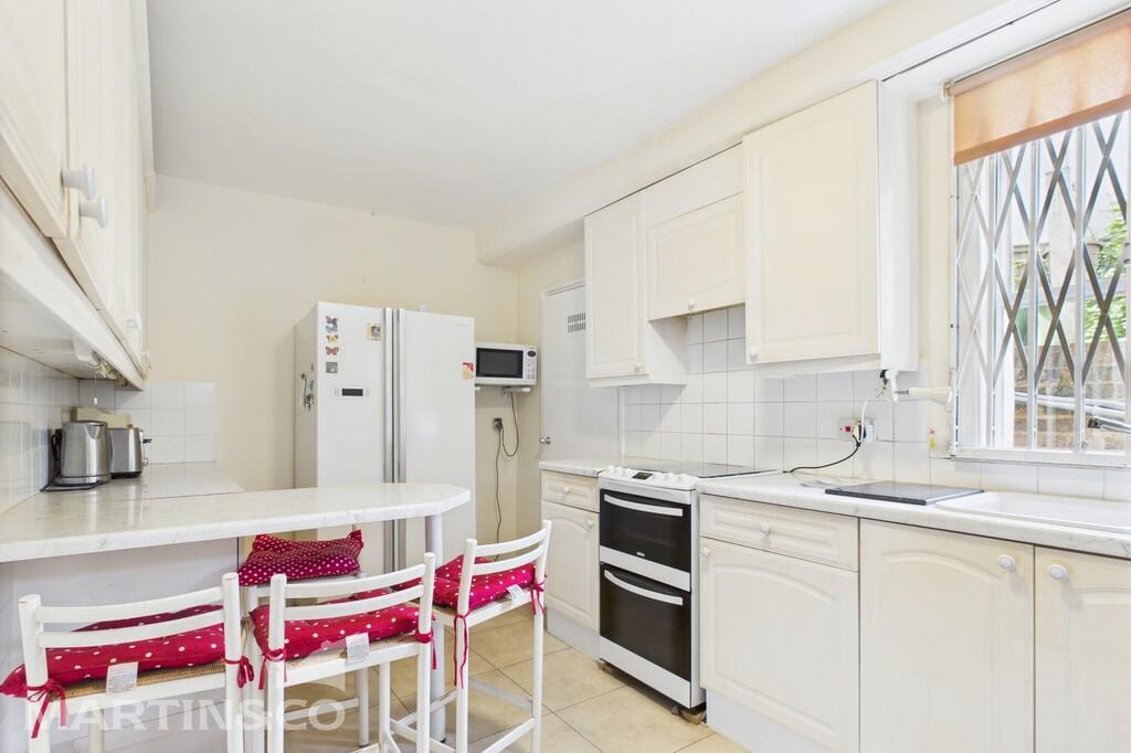 CAM01953G0-PR0106...