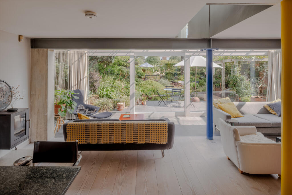 232400 - WR.hr-7.jpg