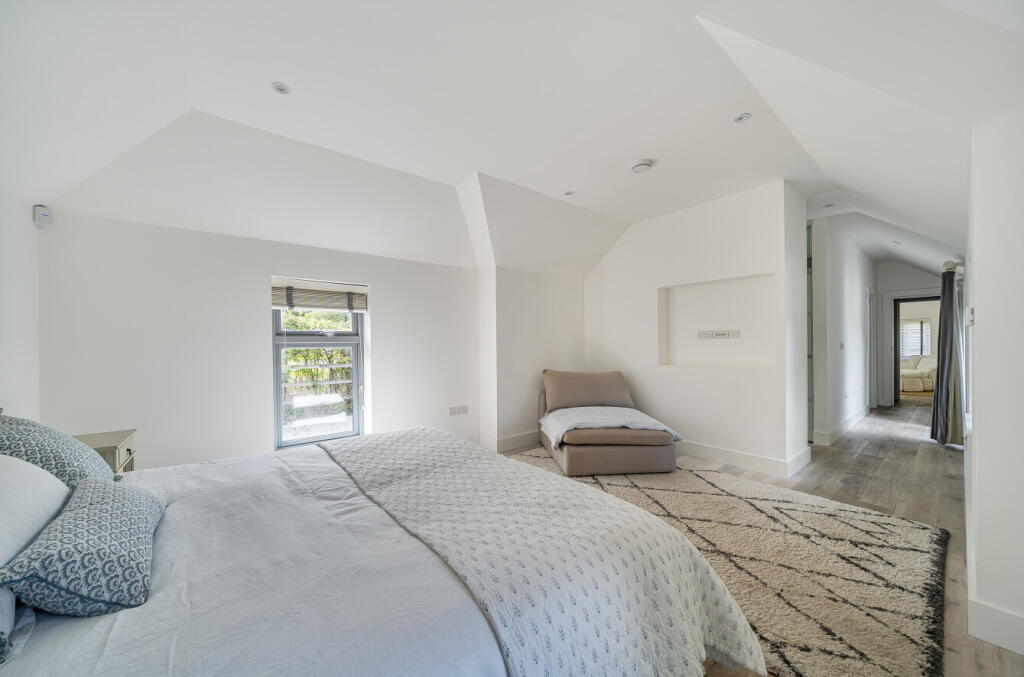 1356137-8-68c973c...