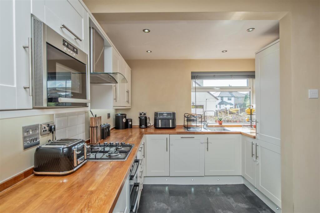 Fitted Dining Kitchen: