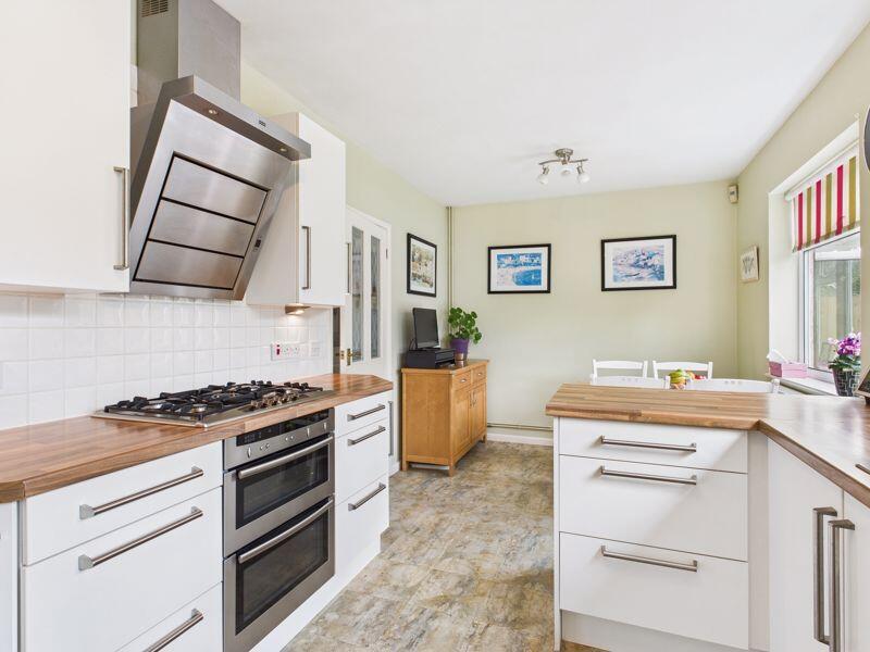 Kitchen diner