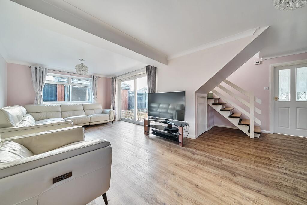 Living Room/Dining Room (1)