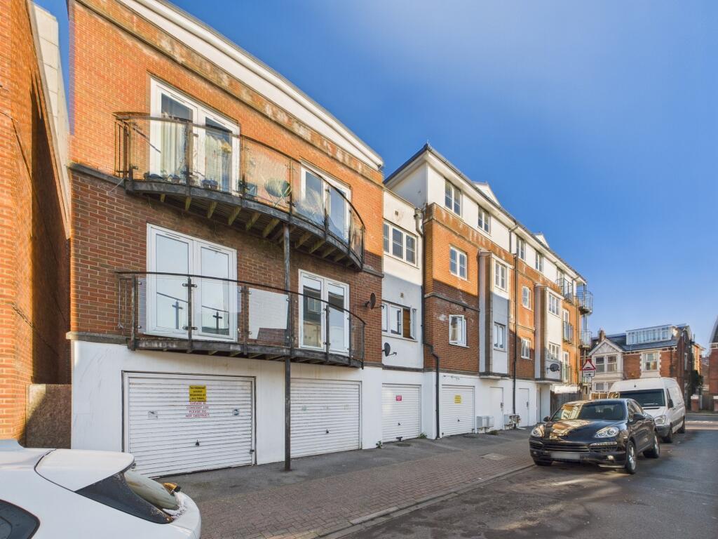 Montgomerie Mews, Southsea
