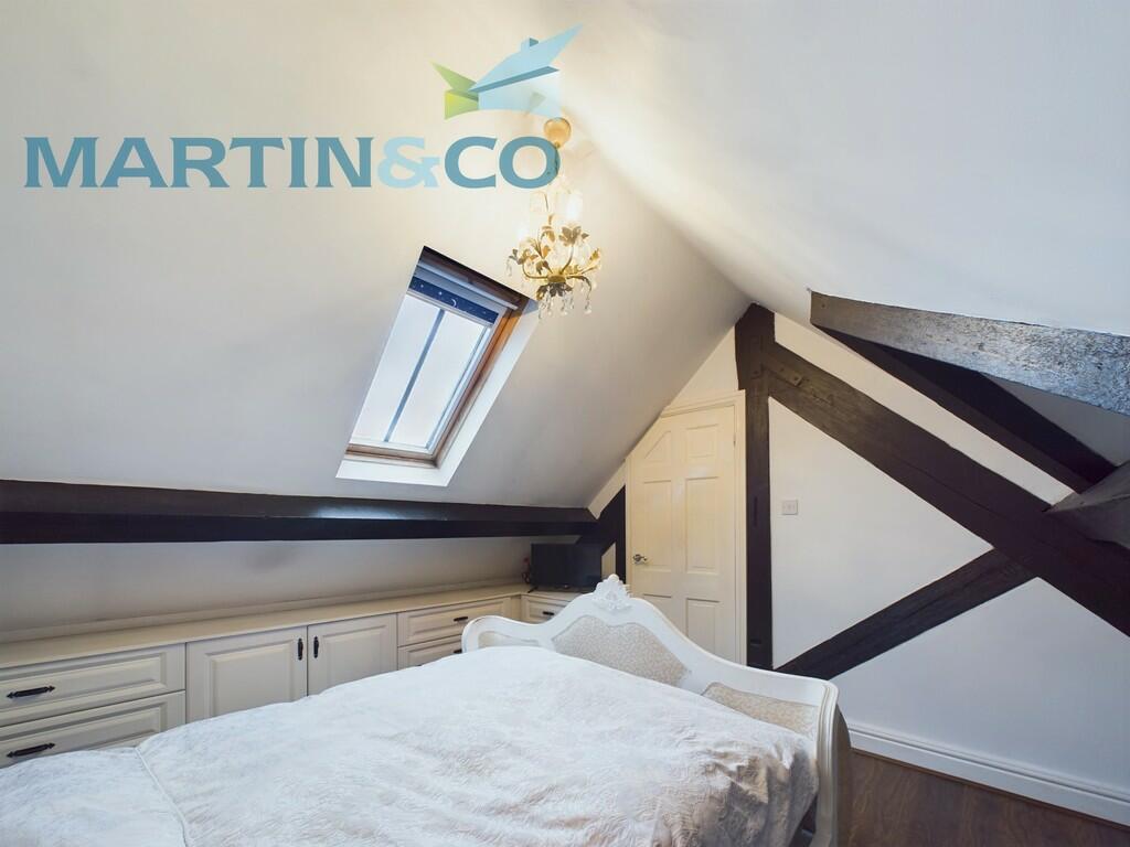 CAM01870G0-PR0143...