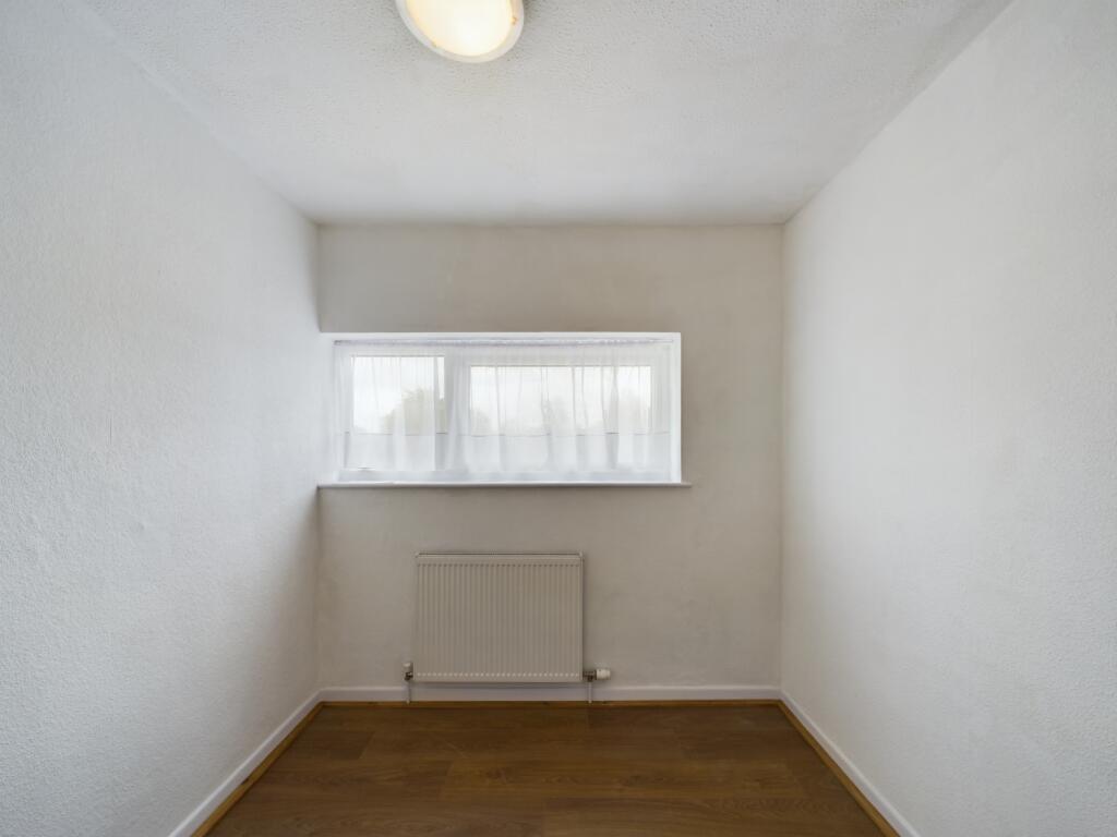 CAM02023G0-PR0068-STILL005