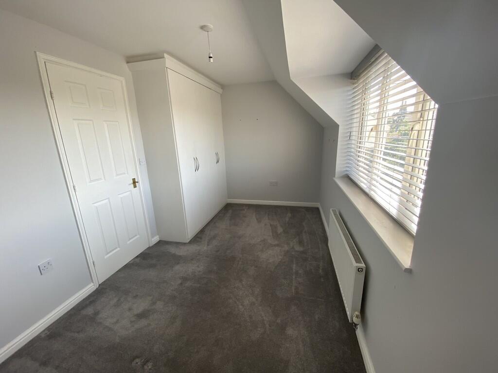 Bedroom 3 (2)