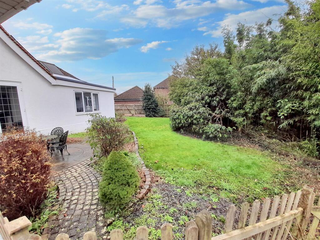 Rear garden b new.jpg