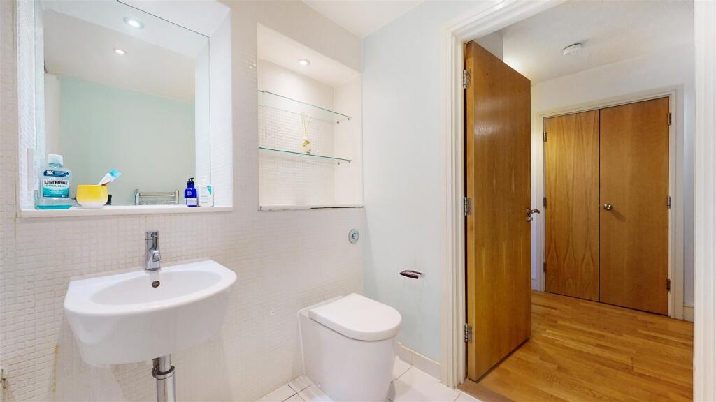 Flat 801, Wharfside Point North - ol8YvwOAnnox8rsM