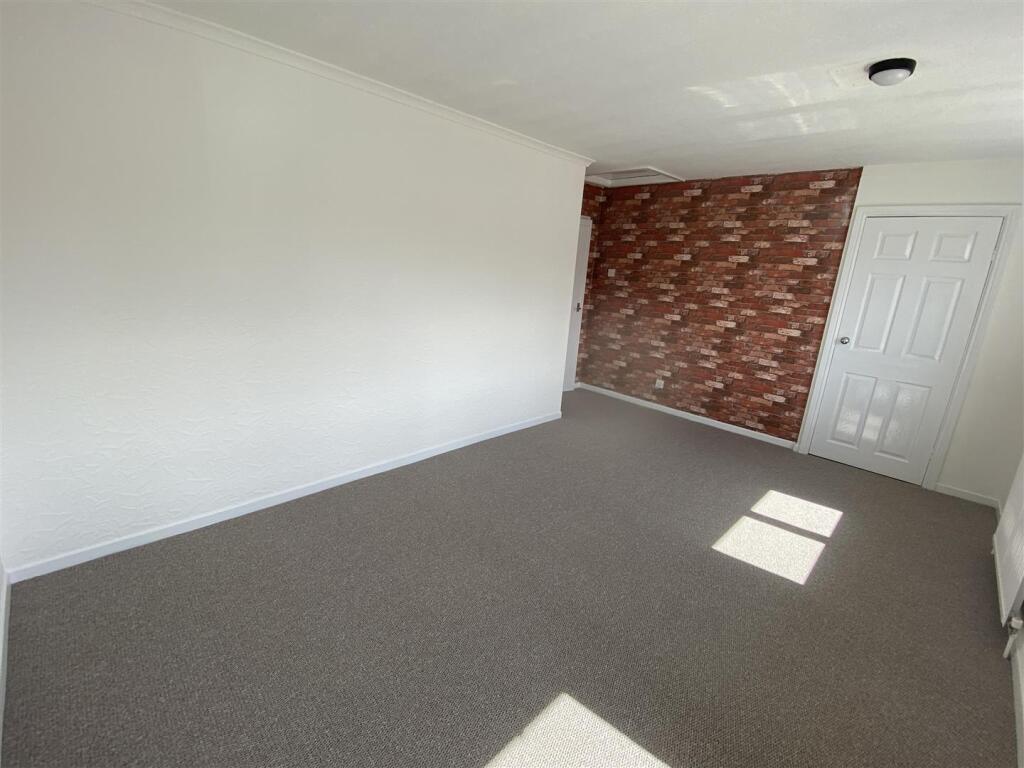 Bedroom no.1 front double:
