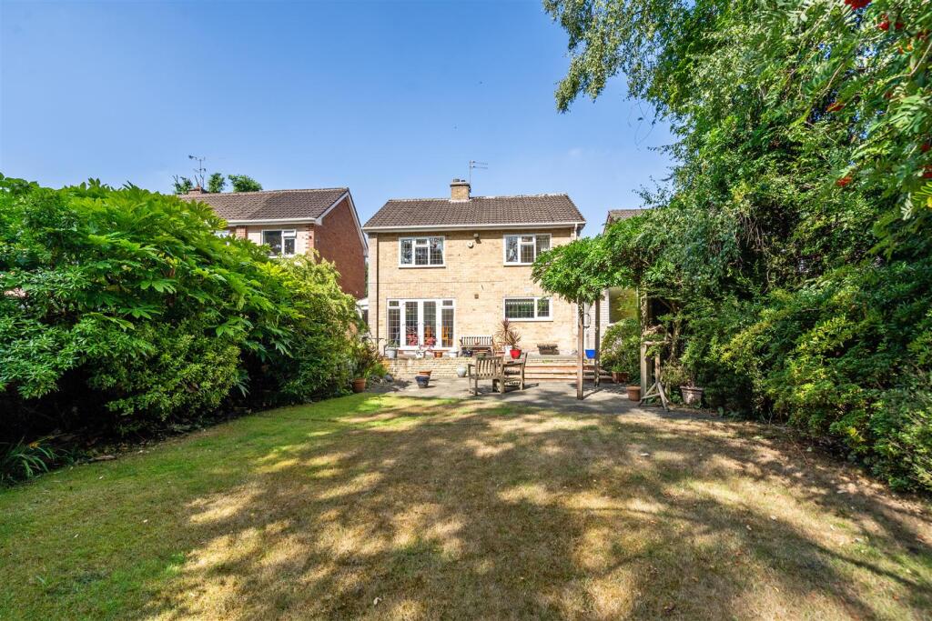 76 Woodlea Drive_20.jpg