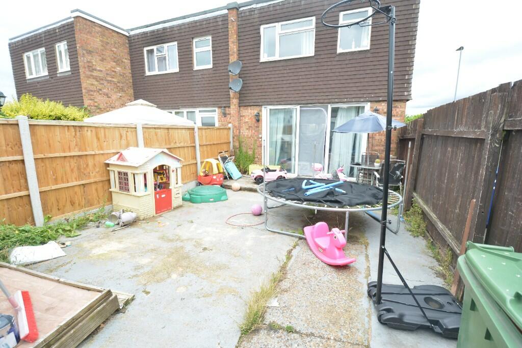 Rear Garden: