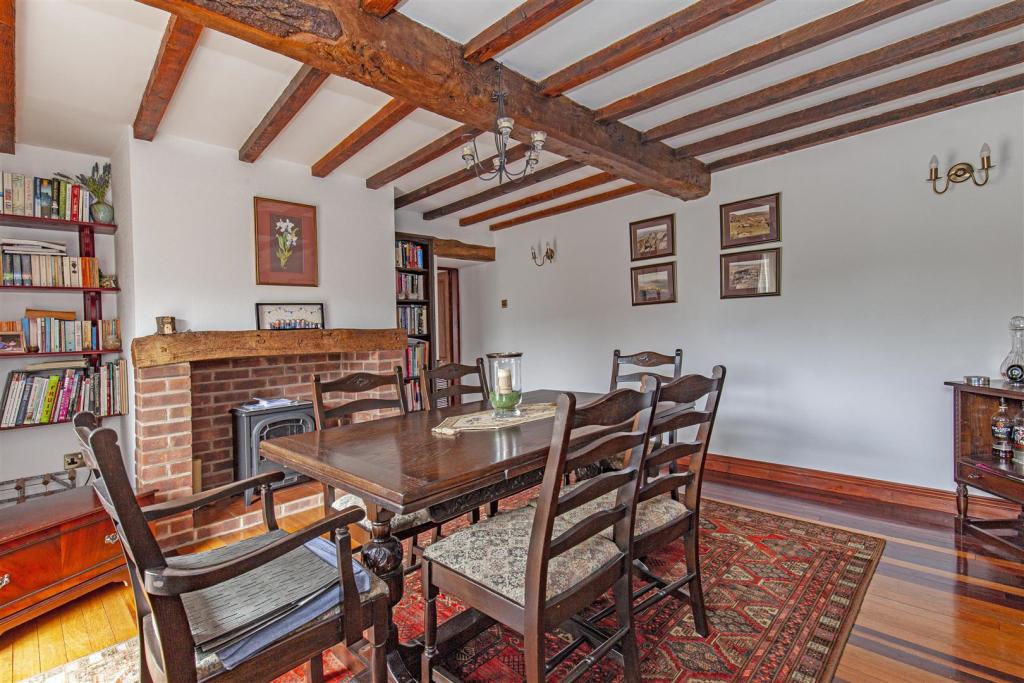 Dining Room-2.jpg