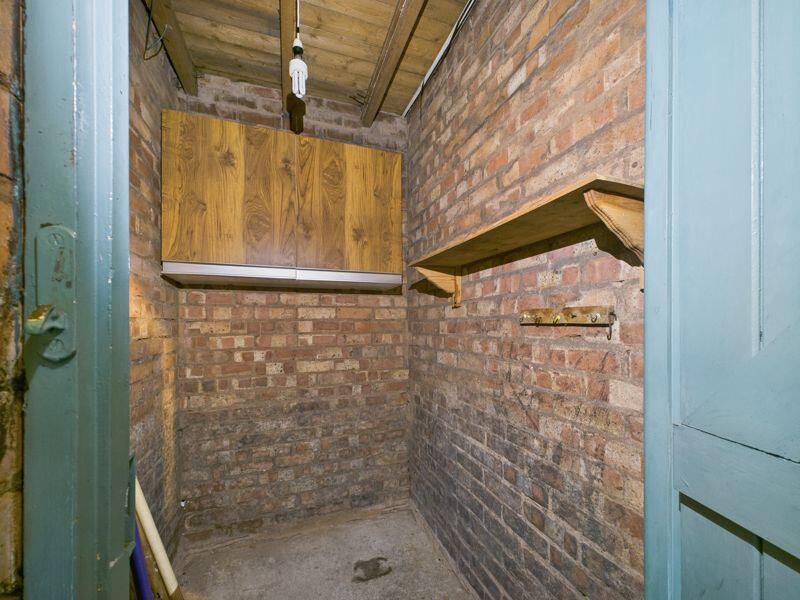 Photo 28