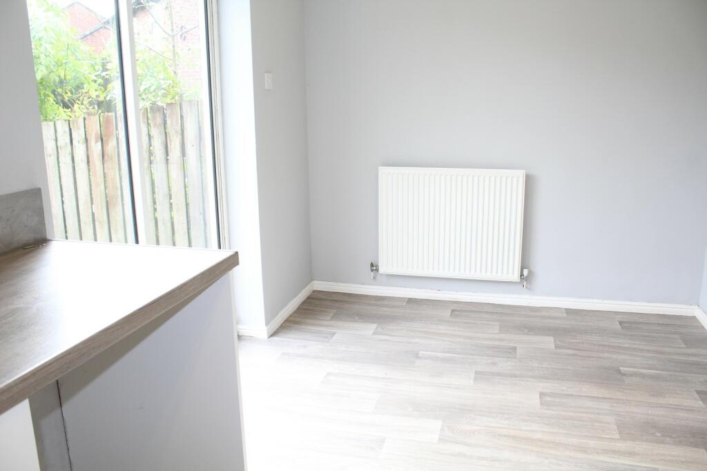 Fitted Kitchen Picture 2
