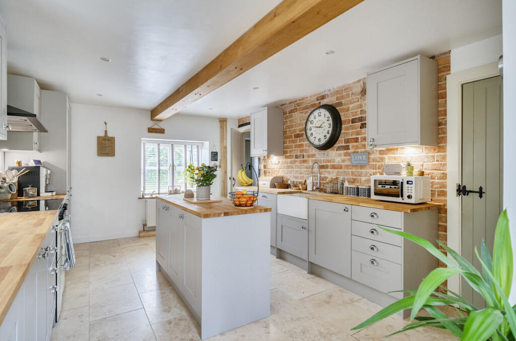 1344818-21-68adbd...