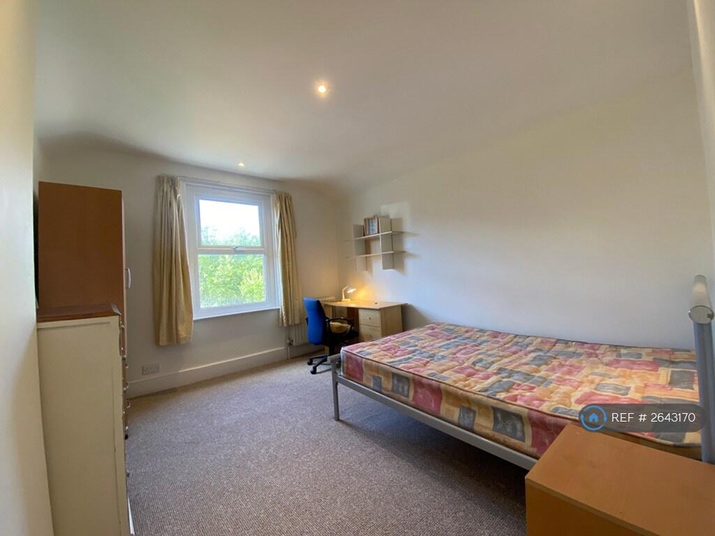 First Floor Back Bedroom